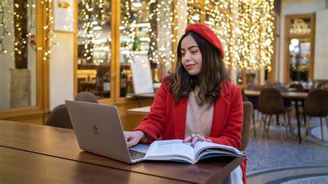 Parigi studentesca e social store (immagine)